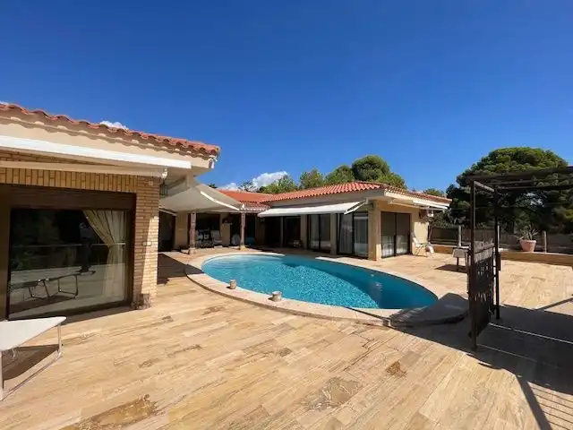Casa con piscina en venta en Urbanizaciones, imagen 6