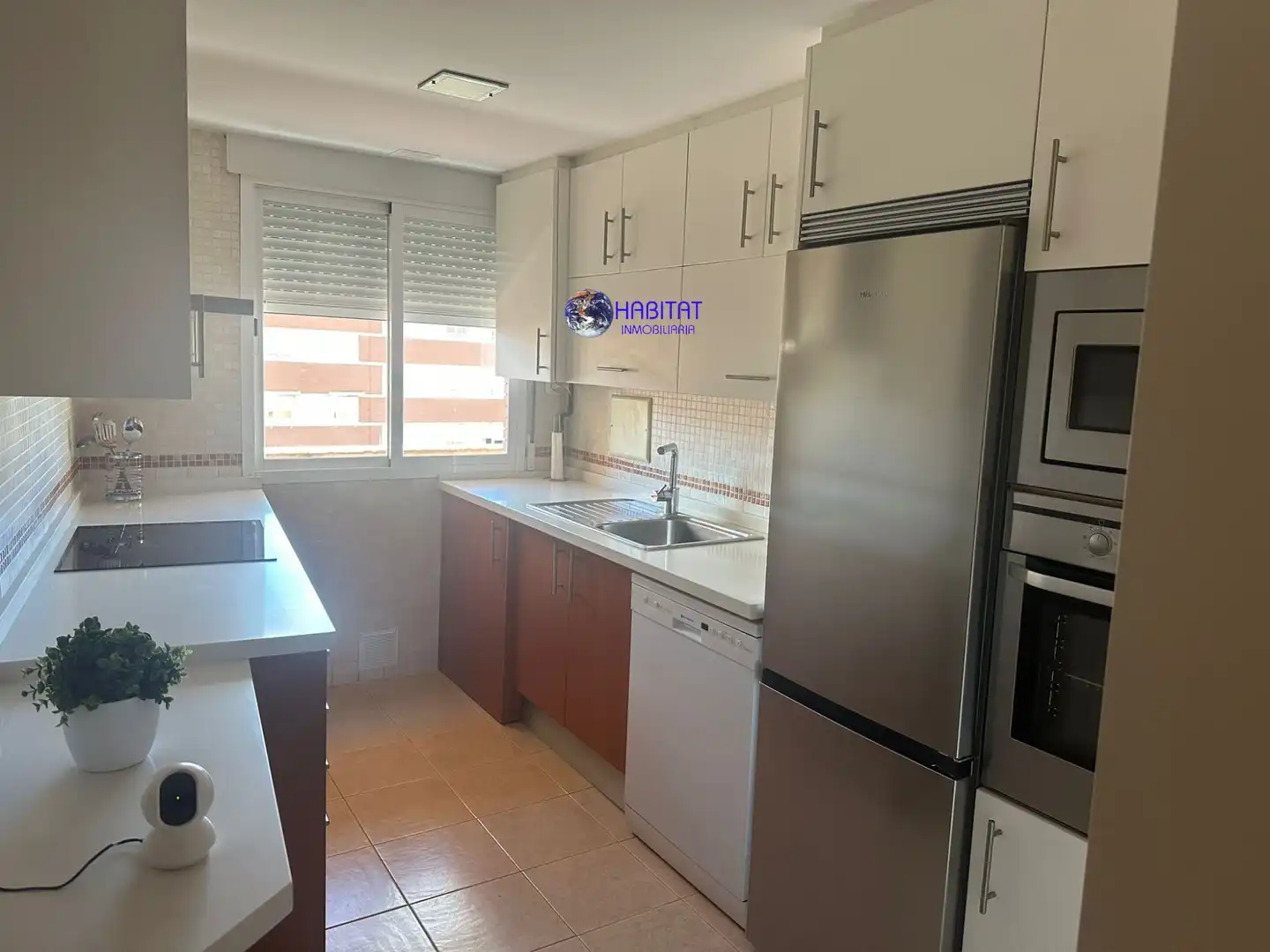 Kitchen of Flat for rent in Granada  with Air Conditioner, Heating and Furnished