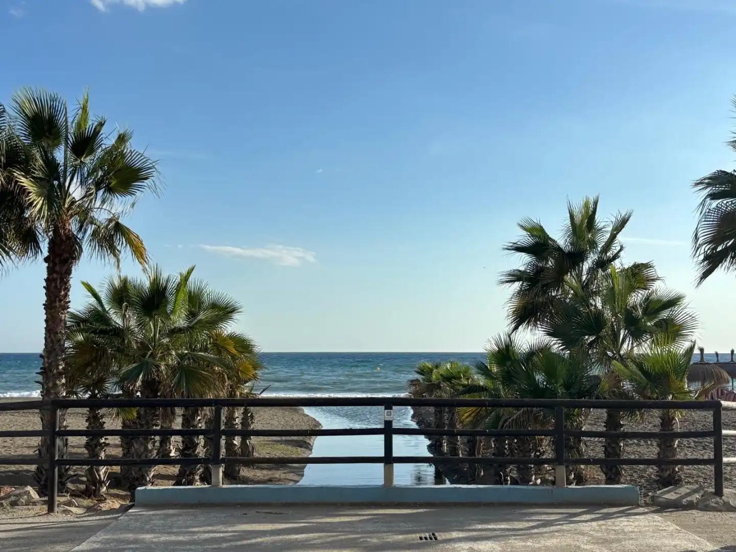 Exterior view of Flat for sale in Rincón de la Victoria  with Air Conditioner