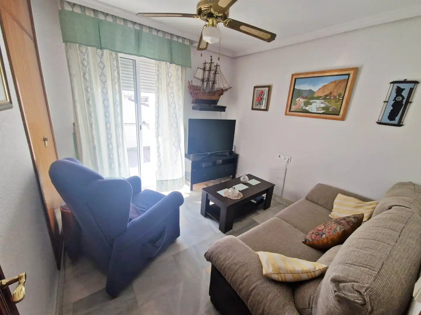 Sala d'estar de Àtic en venda en Málaga amb Aire condicionat, Calefacció i Jardí privat