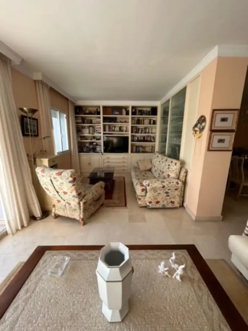 Piso con piscina en venta en Avenida Tomás Pascual 22, imagen 5