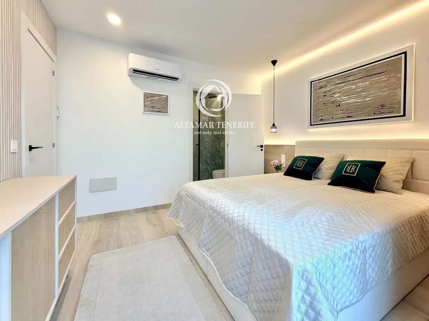 Bedroom of Apartments for sale in Los Abrigos
