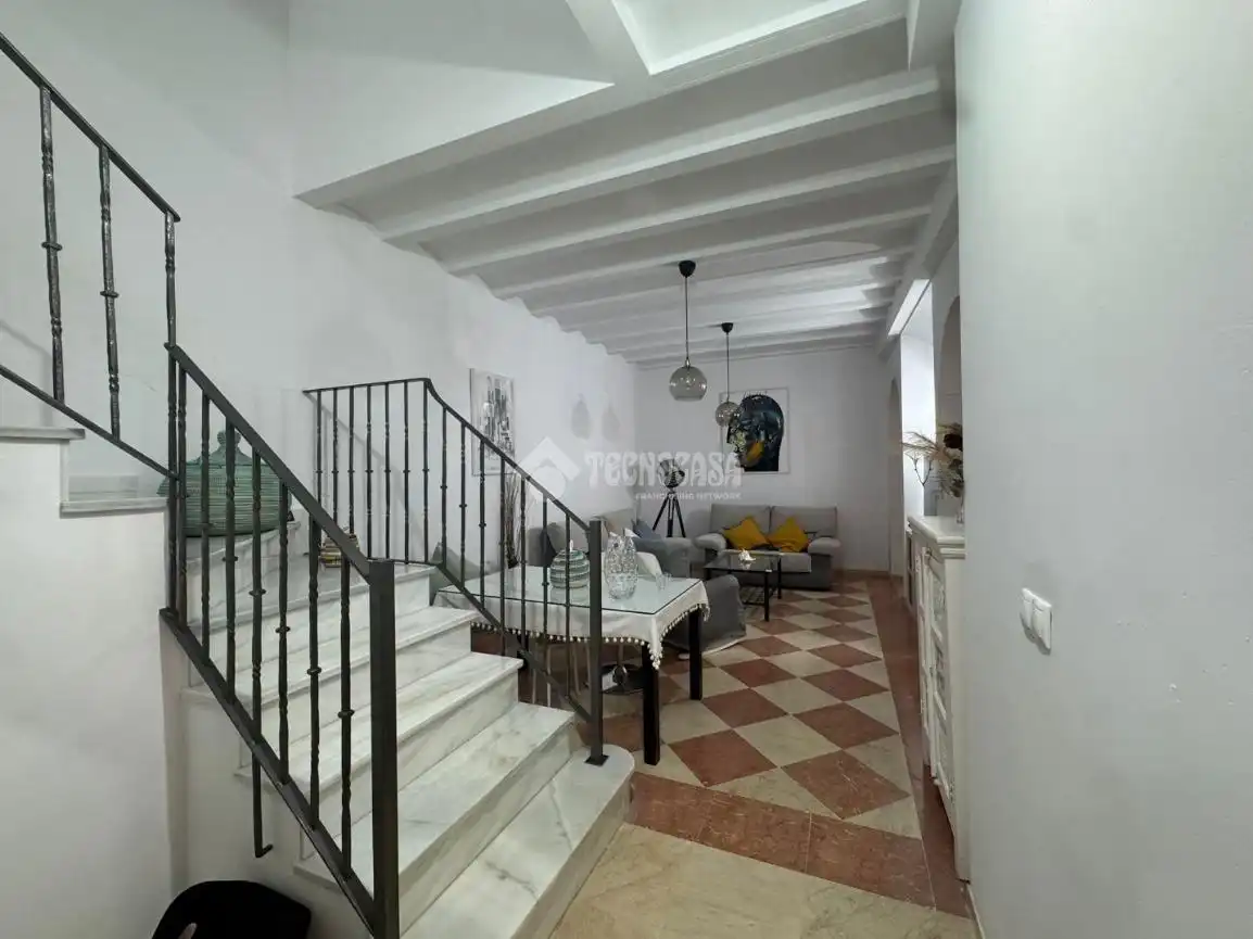 Flat for sale in Osuna  with Air Conditioner and Terrace