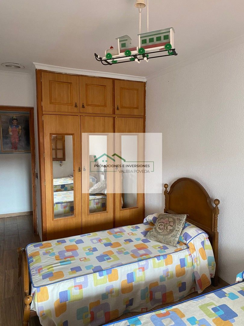 Schlafzimmer von Wohnung zum verkauf in Villanueva de la Jara mit Möbliert