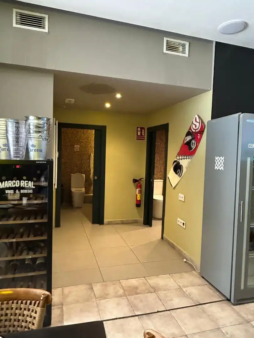 Local comercial en traspàs a Avenida de Arias de Velasco 1, imagen 10