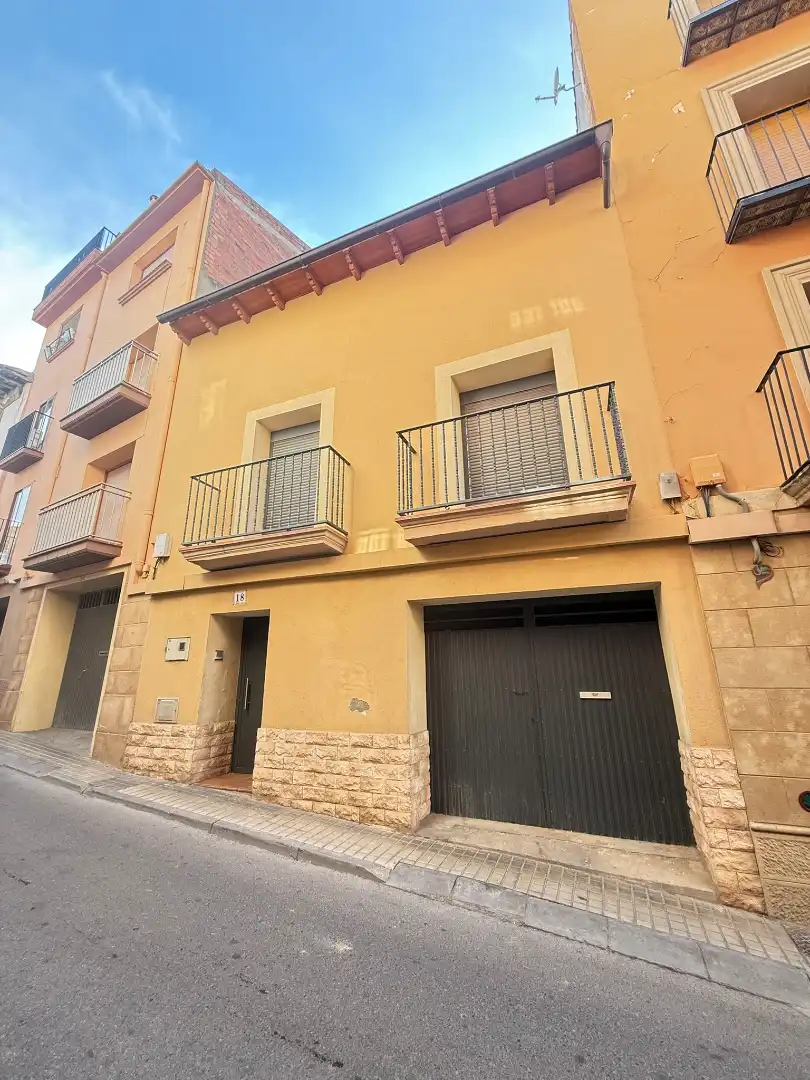 Vista exterior de Casa o chalet en venta en Caspe con Aire acondicionado, Calefacción y Trastero