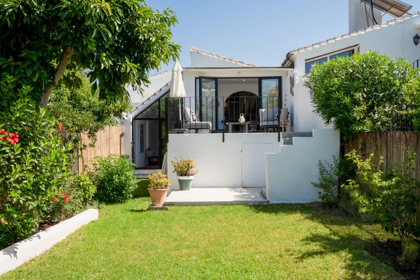 House with pool for sale in Estepona Pueblo, imagen 2