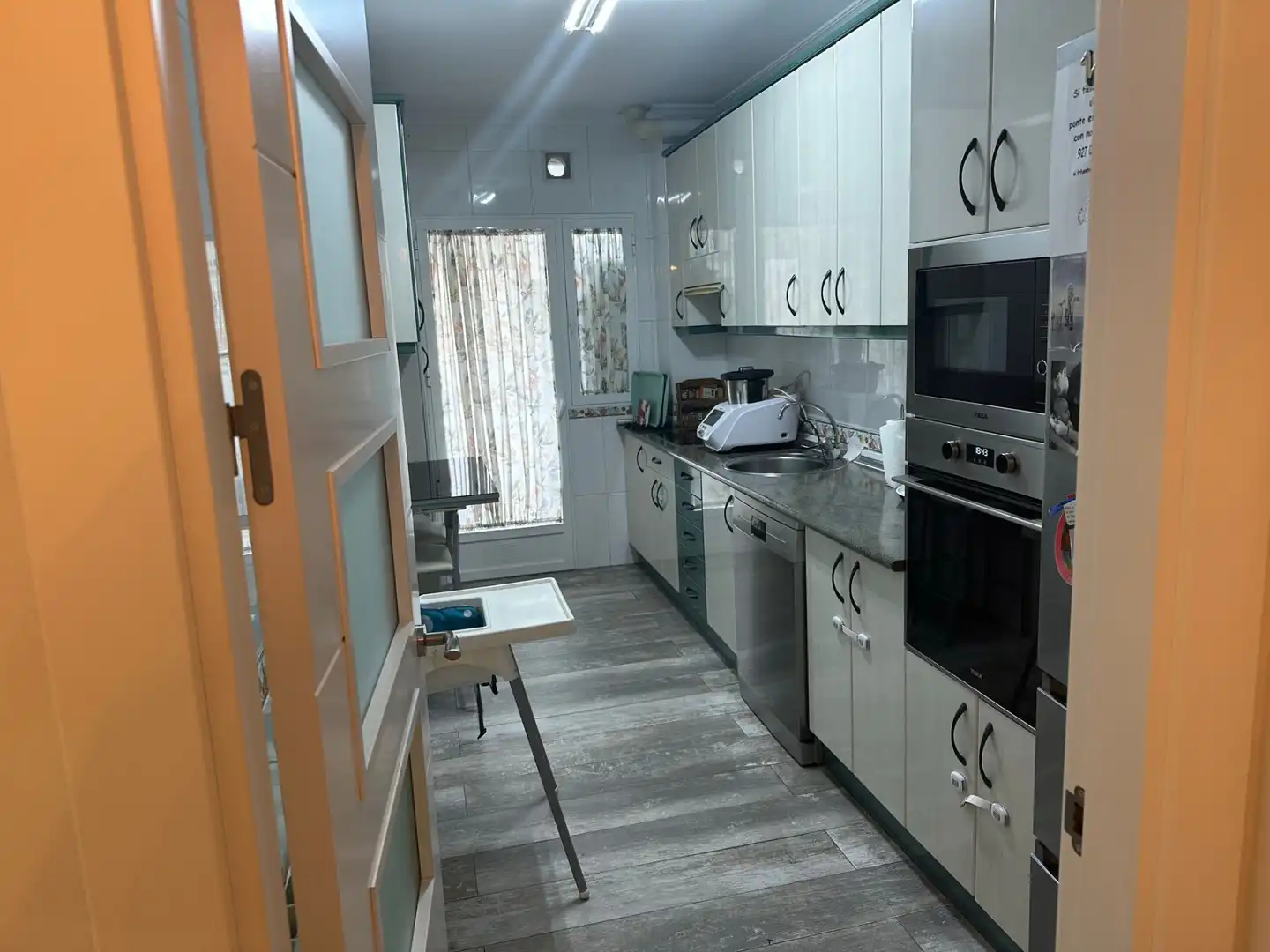 Cocina de Piso de alquiler en Plasencia con Aire acondicionado, Calefacción y Terraza
