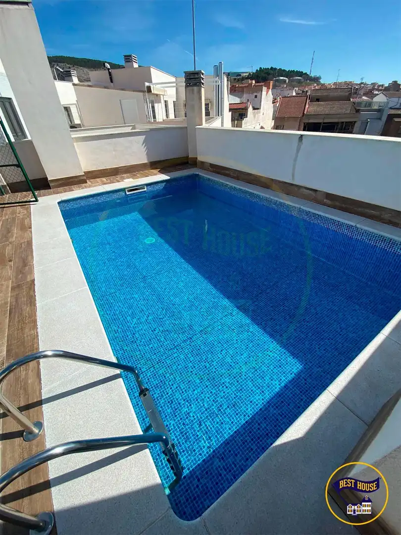 Flat for sale in Calle JOSE COBO, Centro