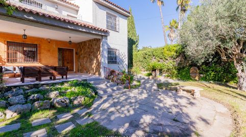 CHALET EN PARCELA DE 1.150 M2 EN LA ELIANA