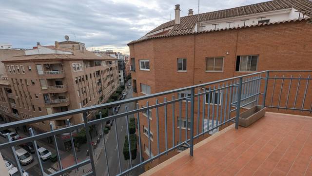 Piso en Venta en MIJARES en Ensanche - Parque del Oeste