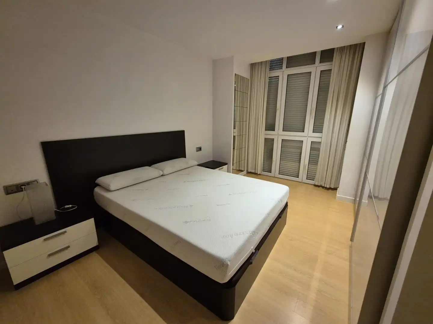 Schlafzimmer von Wohnung zur Miete in Cartagena mit Klimaanlage, Heizung und Parkett