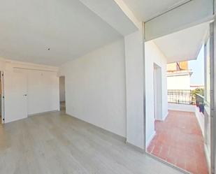 Bedroom of Flat for sale in  Sevilla Capital  with Terrace and Oven