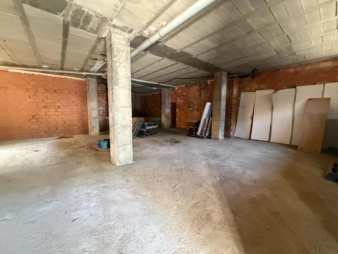 Business premises for sale in Casc Urbà, imagen 3