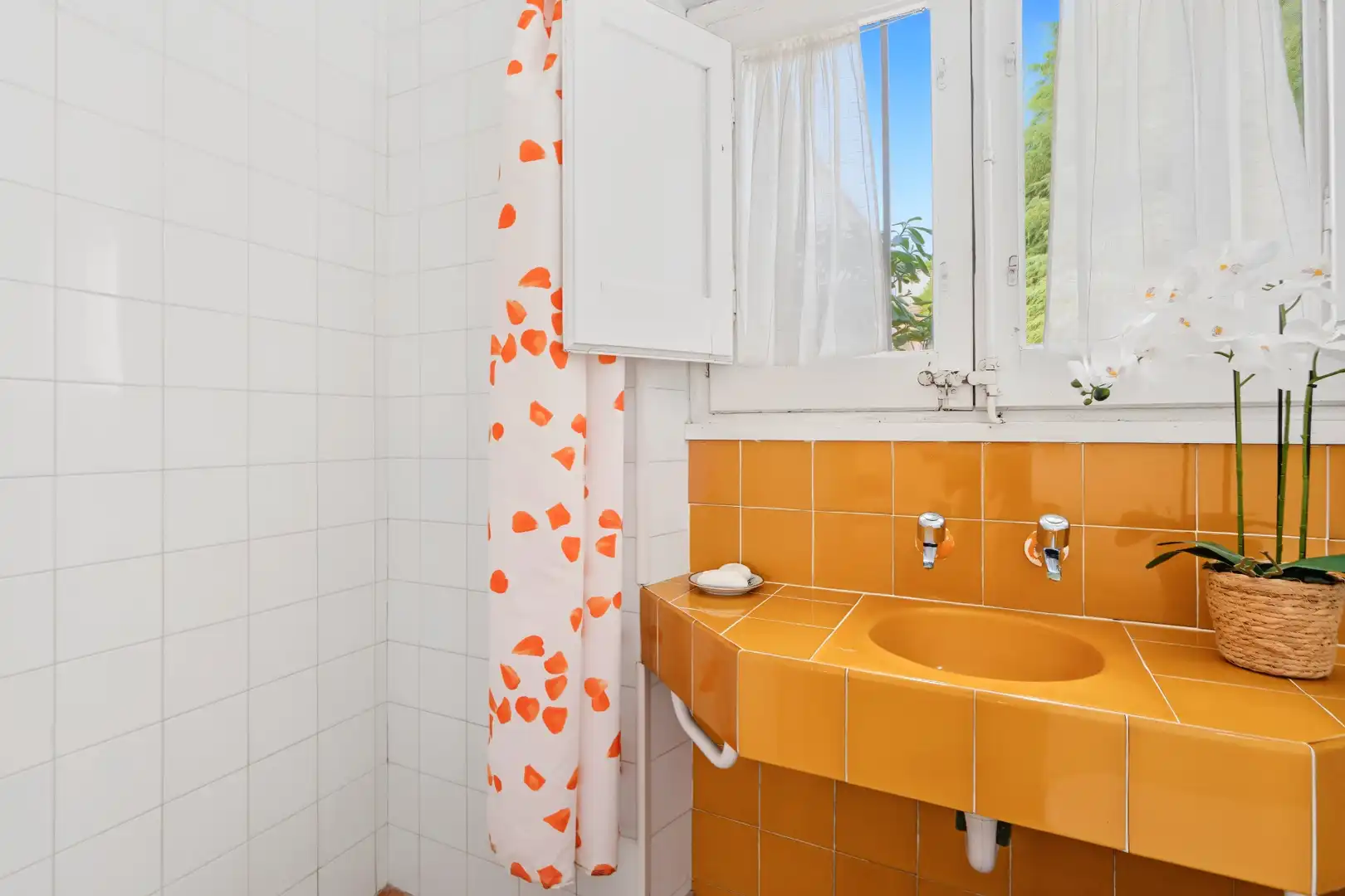 Baño de Casa o chalet en venta en L'Escala con Jardín privado, Terraza y Trastero
