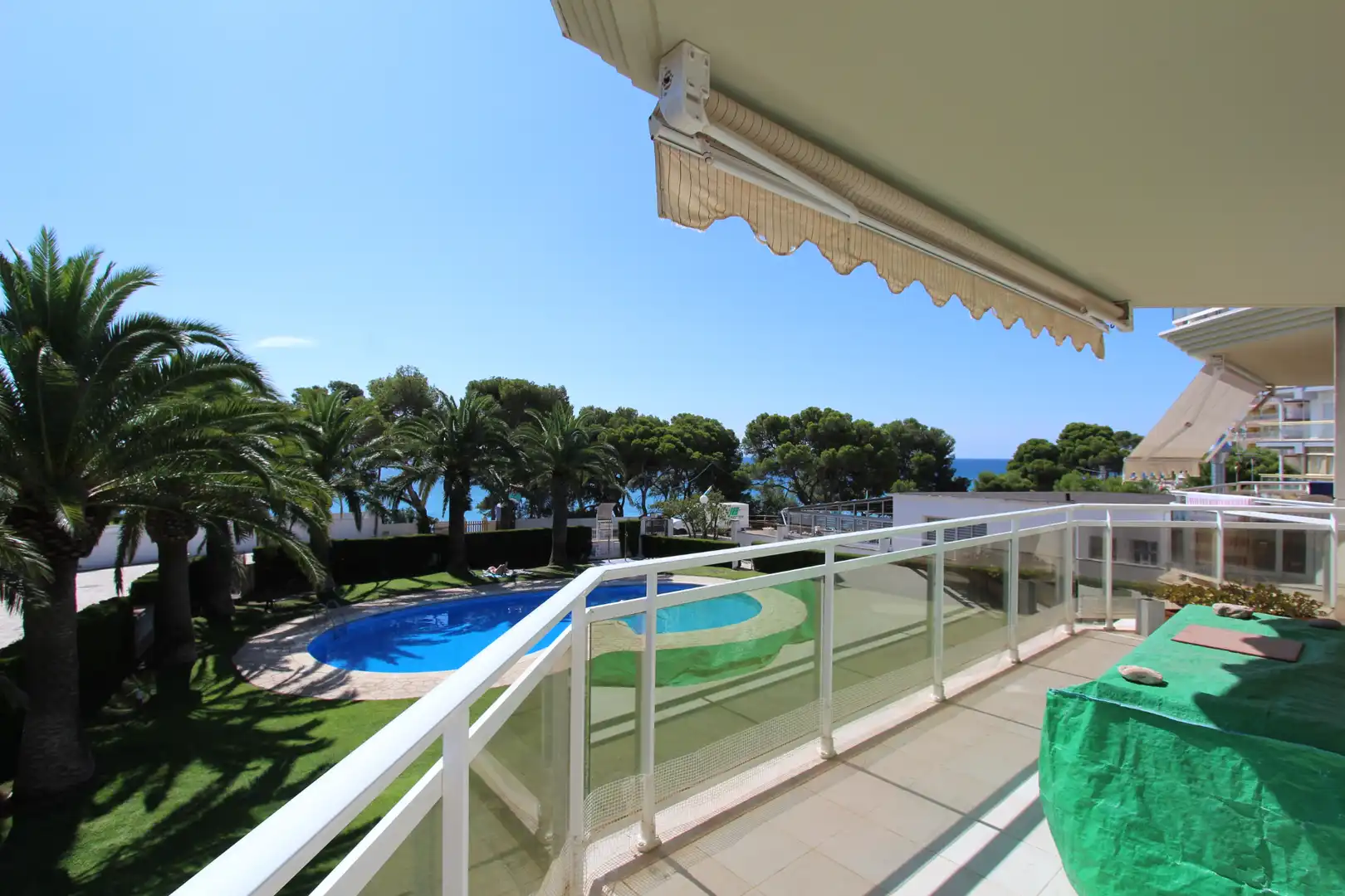 Garden of Flat for sale in Mont-roig del Camp  with Air Conditioner, Heating and Terrace