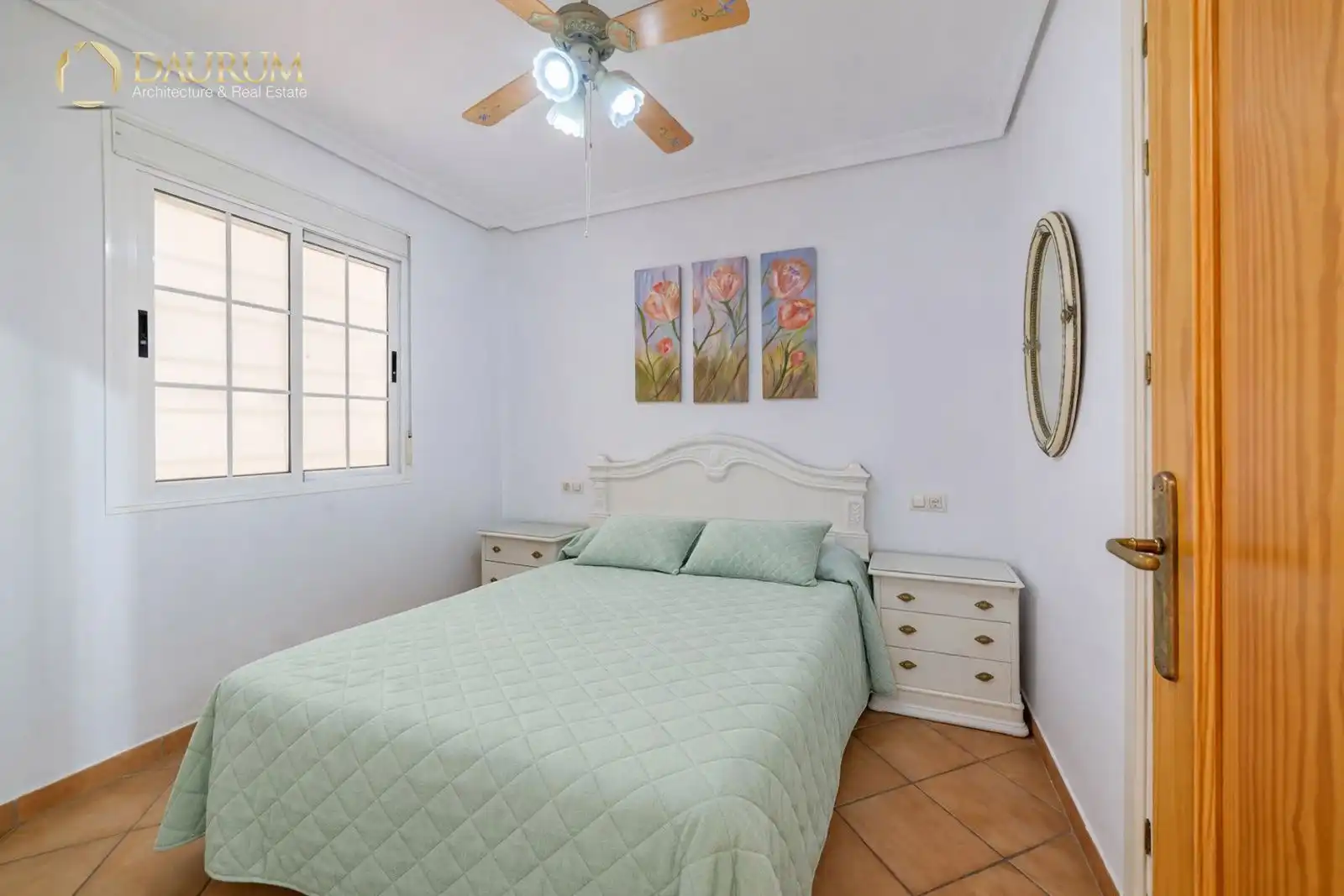 Schlafzimmer von Wohnung zum Verkauf in Almonte mit Klimaanlage, Heizung und Terrasse