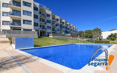 Swimming pool of Flat for sale in Roda de Berà  with Air Conditioner, Parquet flooring and Terrace