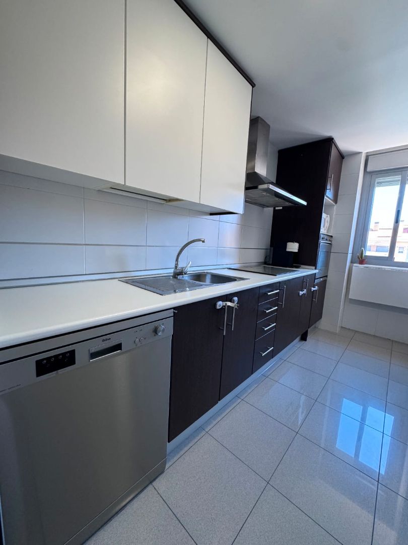 Cuina de Àtic en venda en Navalcarnero amb Aire condicionat, Calefacció i Parquet