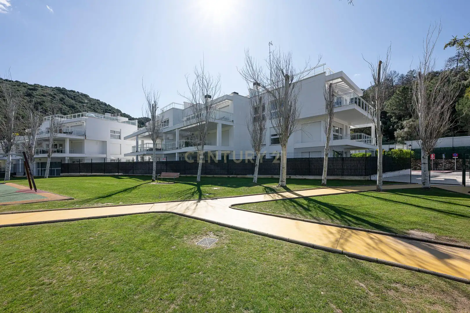 Vista exterior de Apartamento en venta en Benahavís con Aire acondicionado, Trastero y Lavadora