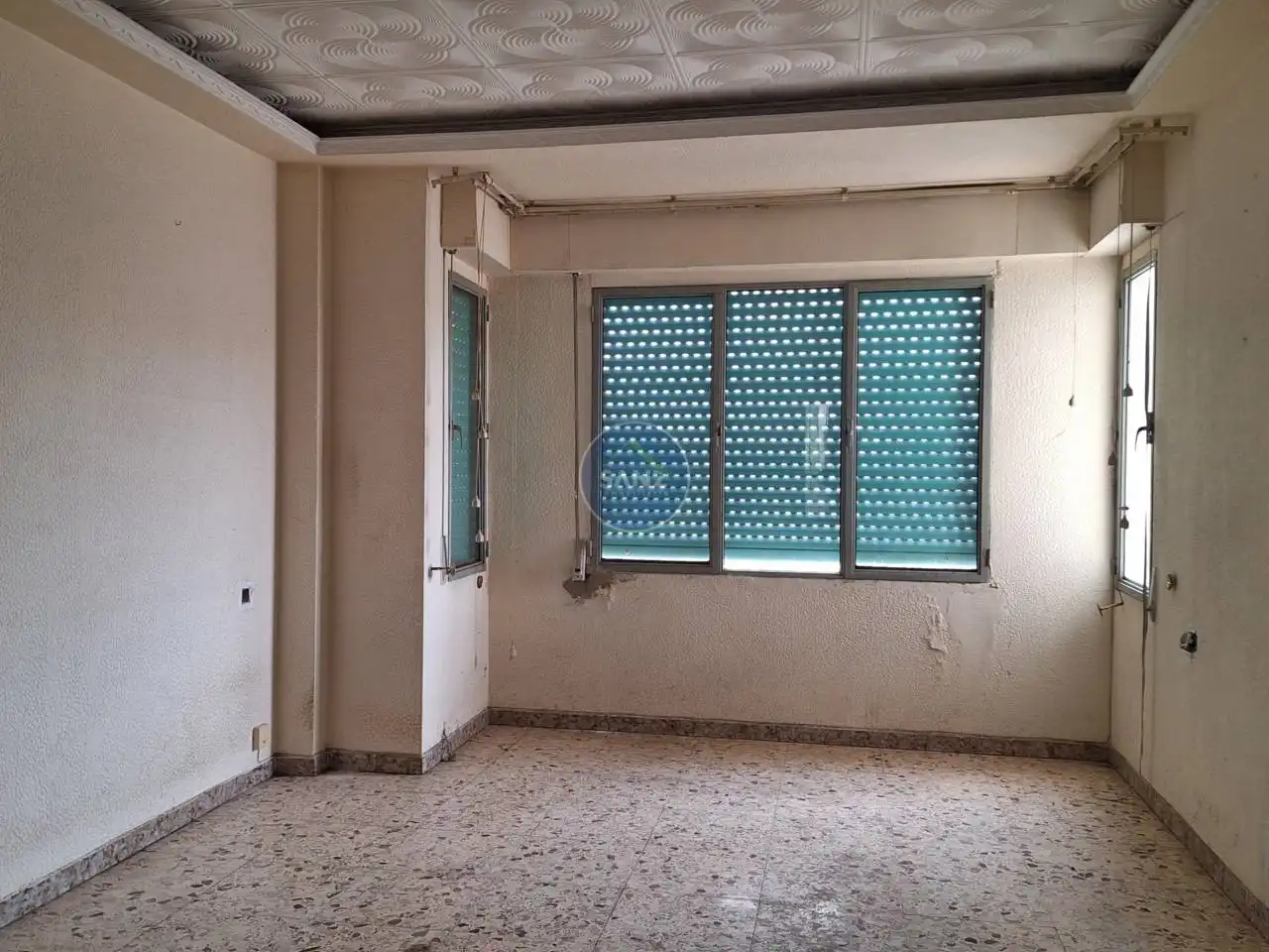 Piso en venta en Avenida València, El Palomar