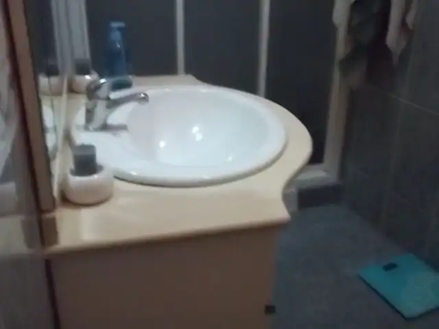 Bany de Casa o xalet en venda en Guadix amb Terrassa i Rentadora