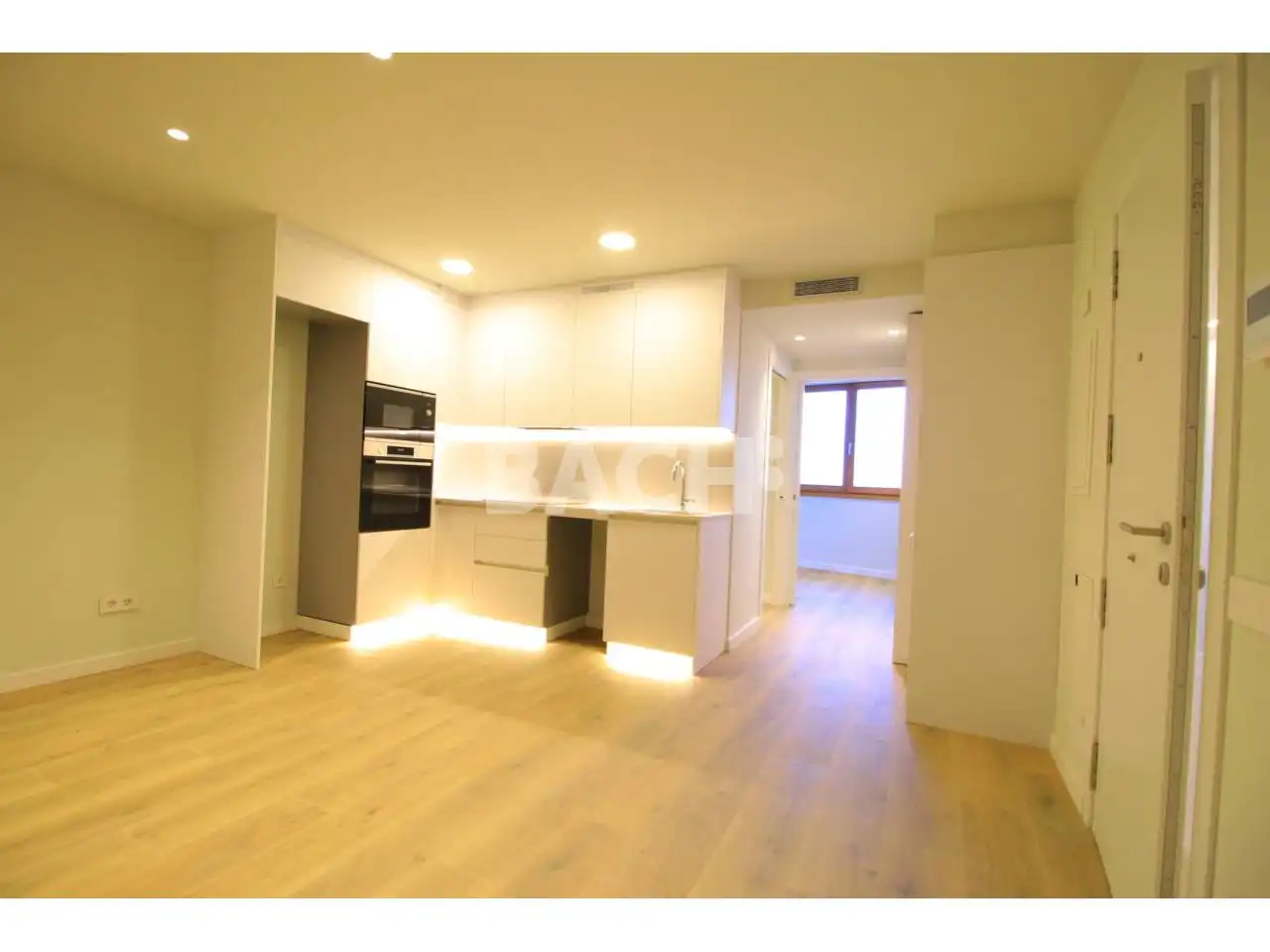Piso con ascensor en venta en Calle Nou 127