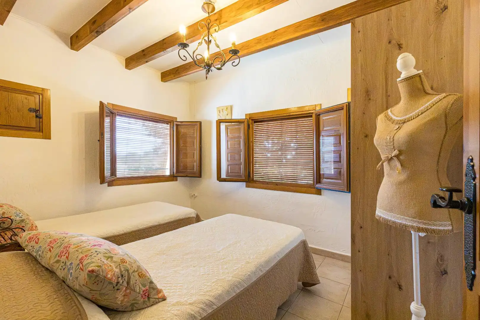 Dormitori de Casa o xalet en venda en Molina de Segura amb Aire condicionat, Jardí privat i Terrassa