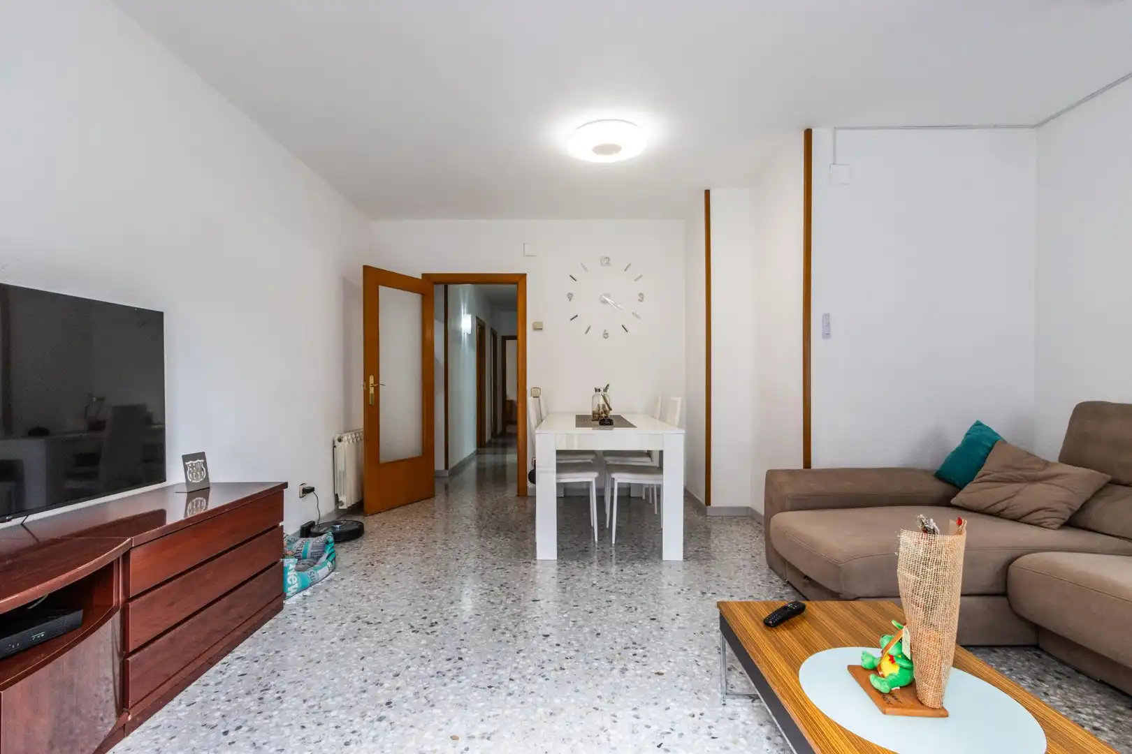 Living room of Flat for sale in Sabadell  with Heating, Terrace and Balcony