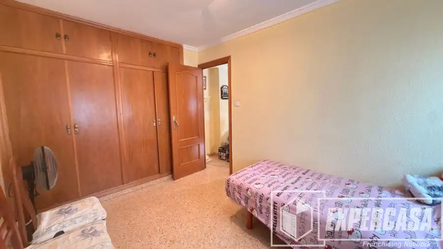 Habitación de Piso en venta en Valencia con Terraza y Trastero