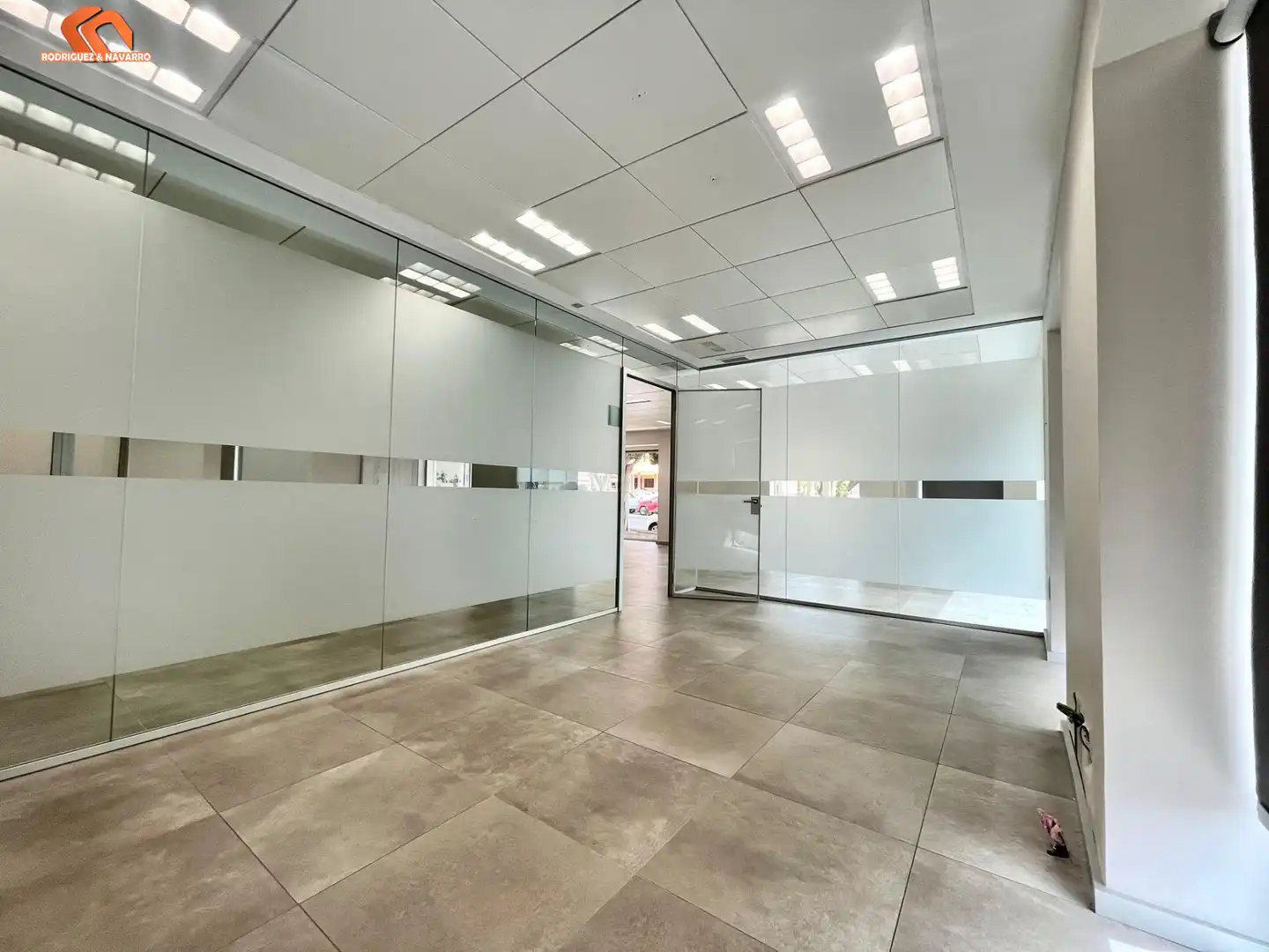 Gewerbefläche zur Miete in Avenida Ansite 110, imagen 4