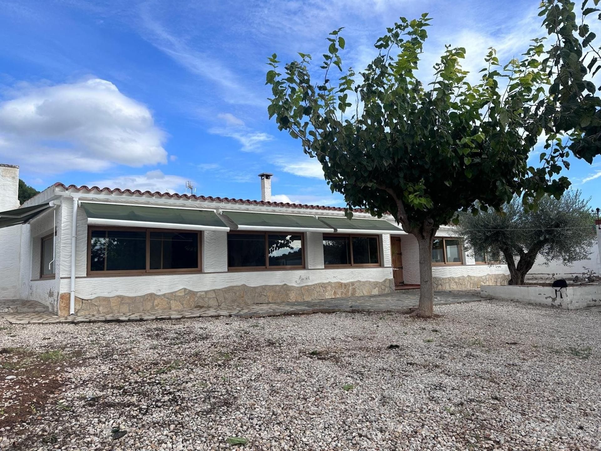Exterior view of House or chalet for sale in Ulldecona  with Air Conditioner, Heating and Terrace