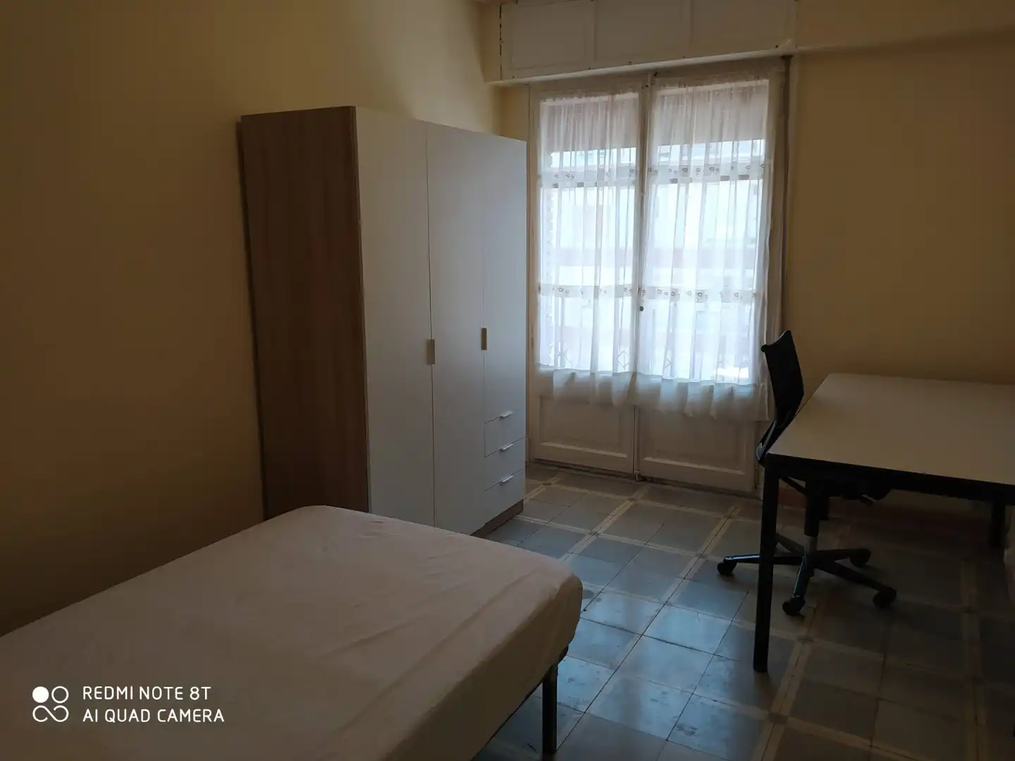 Habitación de Piso de alquiler en Zaragoza con Calefacción, Amueblado y Horno