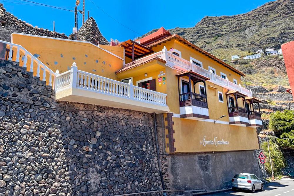 Exterior view of Building for sale in Hermigua
