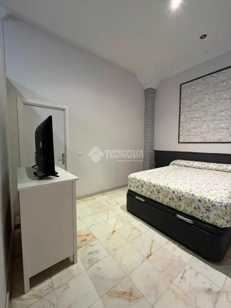 Dormitori de Casa o xalet en venda en Mairena del Alcor