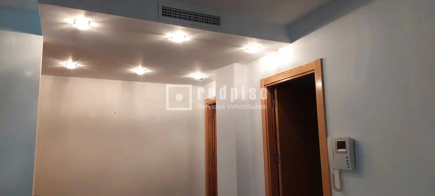 Habitación de Piso en venta en Talavera de la Reina con Aire acondicionado, Calefacción y Jardín privado