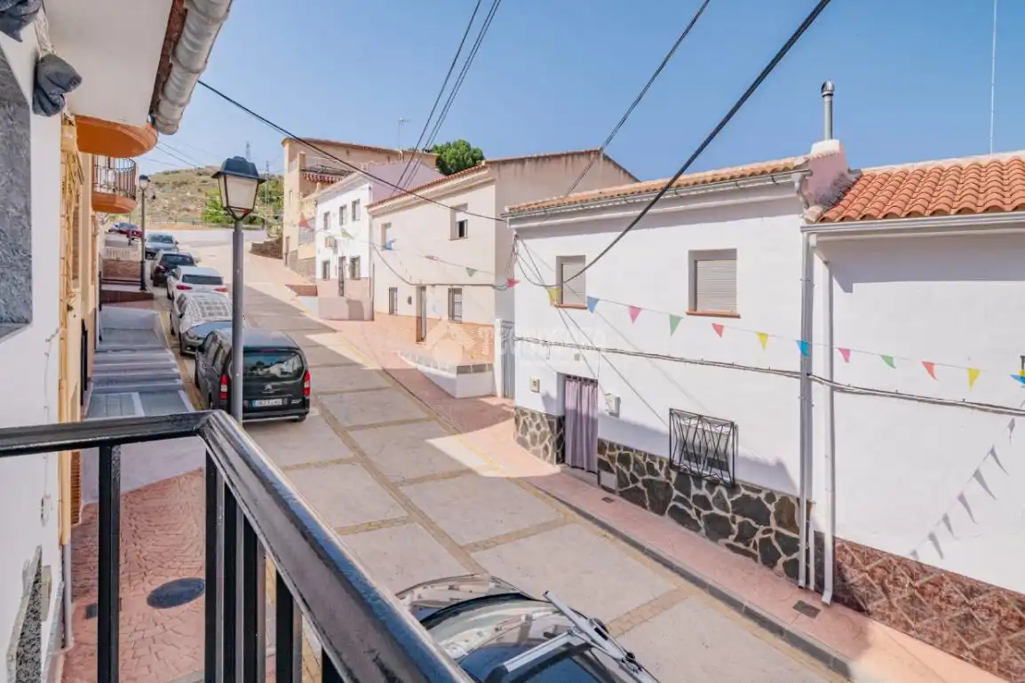 Exterior view of Detached homes for sale in Loja  with Air Conditioner