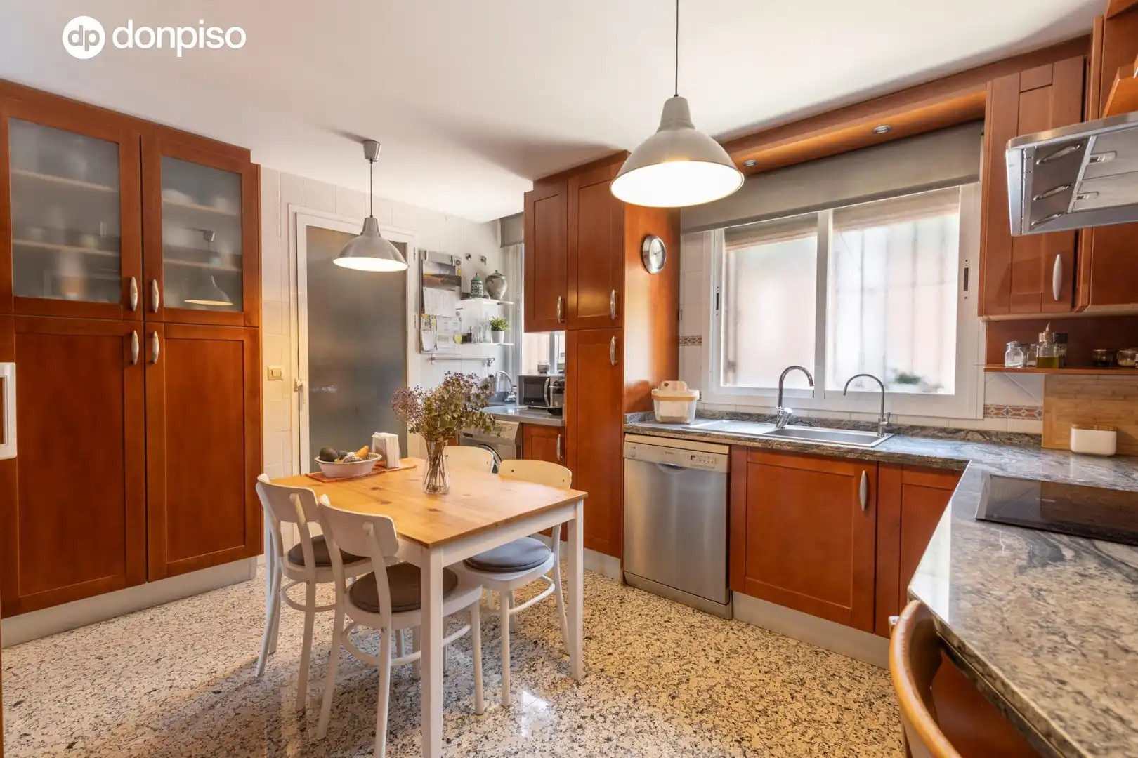 Chalet con terraza en venta en Calle BRASIL, imagen 14