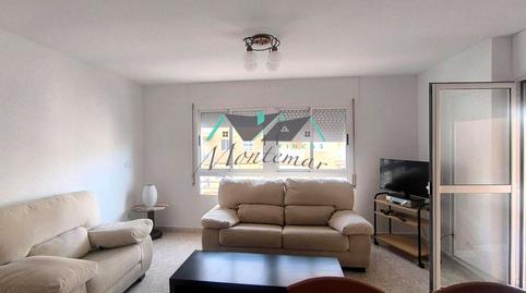 Foto 4 de Piso de alquiler en Isaac Albéniz, Las Lomas - Las Yucas, Águilas