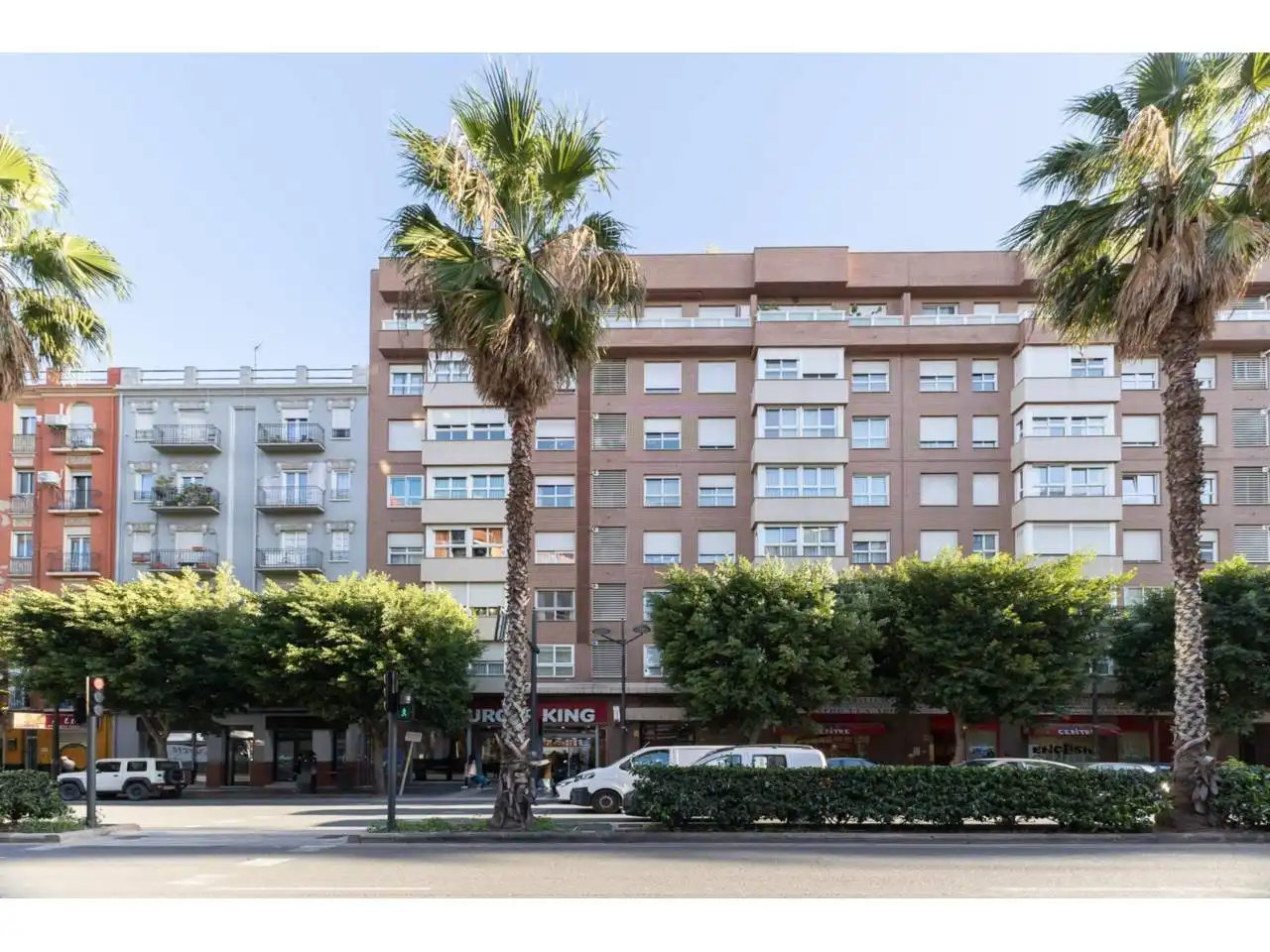 Außenansicht von Wohnung zum Verkauf in Valencia mit Klimaanlage, Heizung und Parkett