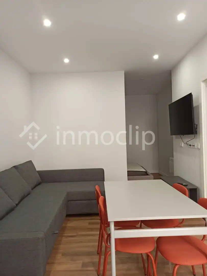 Wohnung zur Miete in CALLE AVILA, Garrido Norte