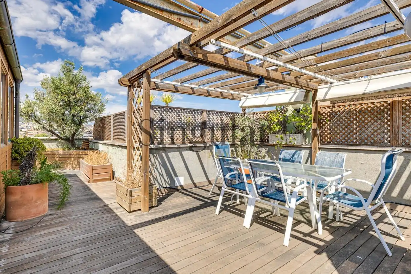Terrasse von Dachboden zum Verkauf in Barcelona mit Klimaanlage, Heizung und Parkett