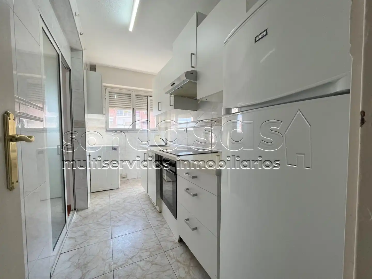 Kitchen of Flat for sale in  Madrid Capital  with Heating, Parquet flooring and Terrace
