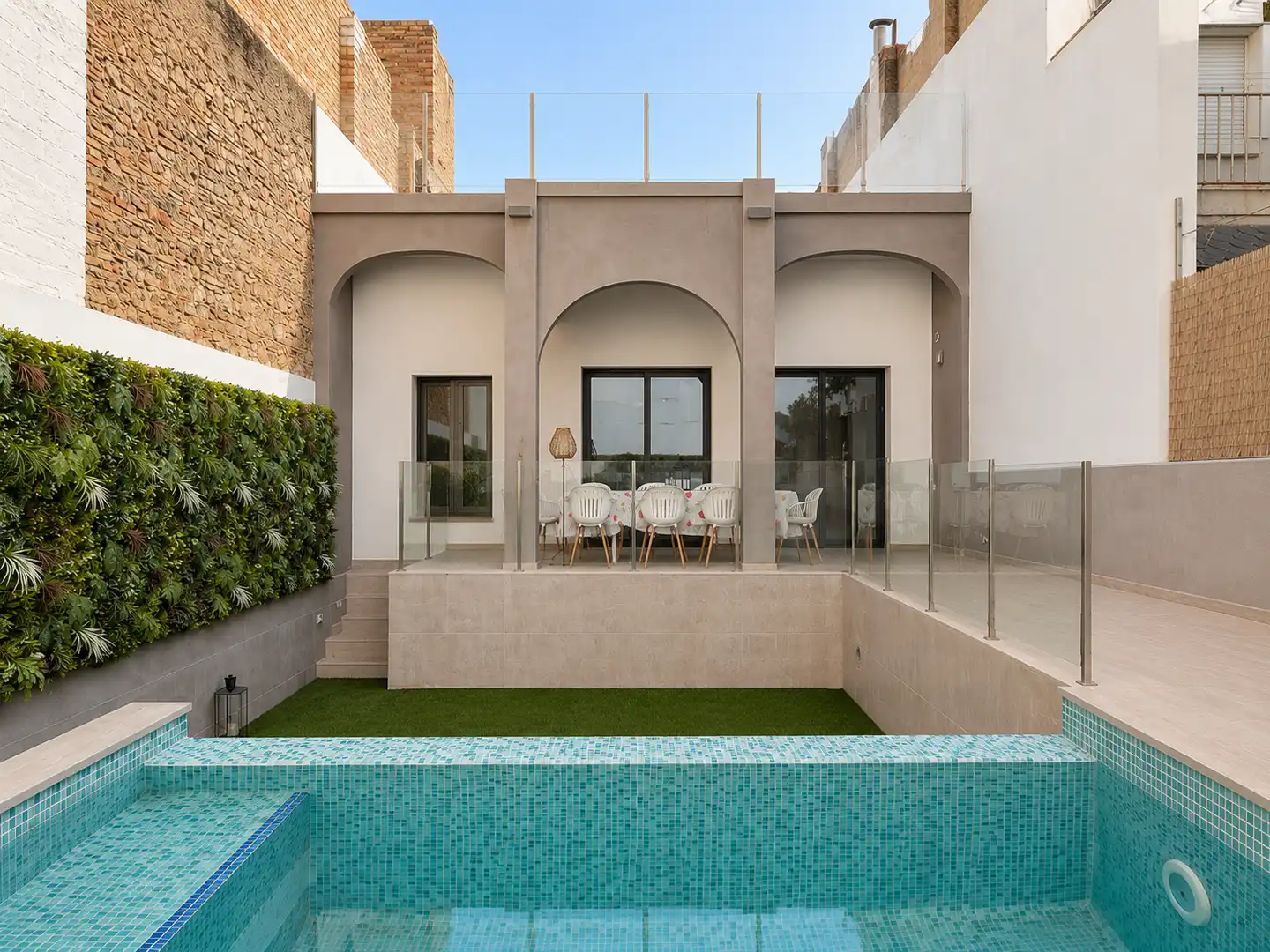 Adosado con piscina en venta en Eixample - Horta Capallera, imagen 13
