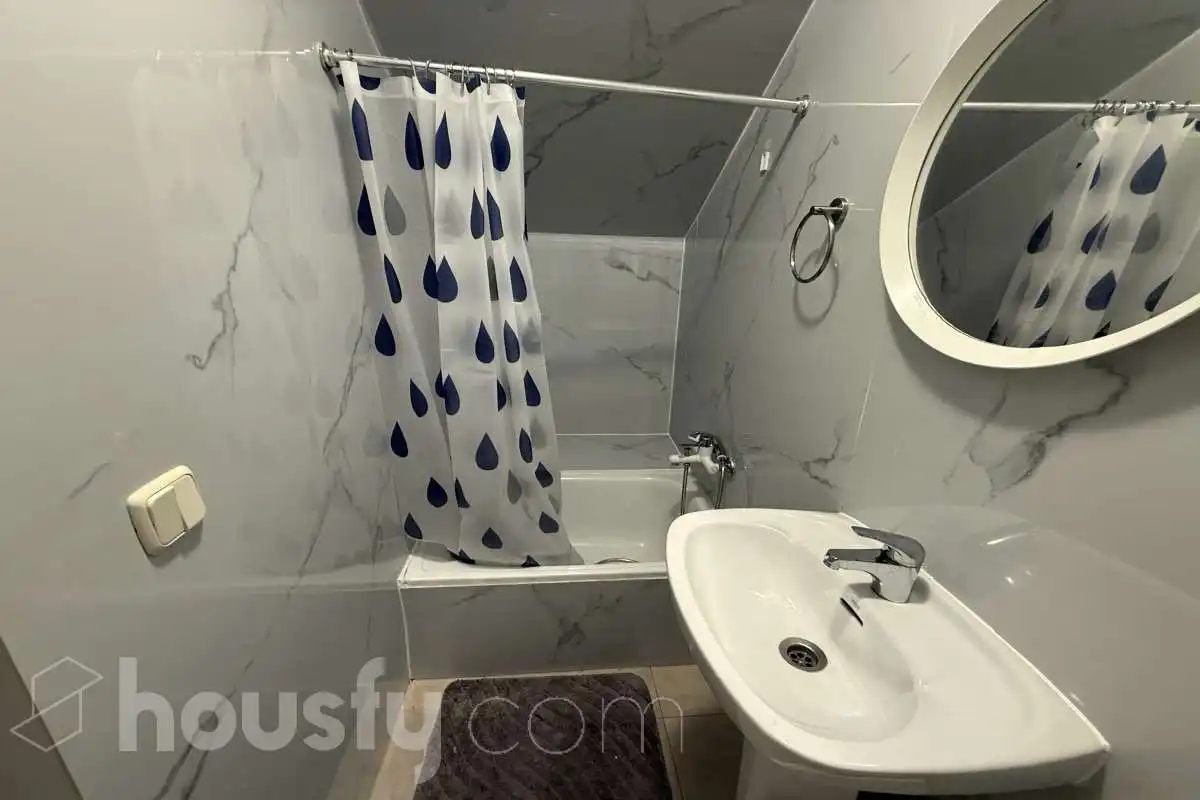 Bany de Planta baixa de lloguer en Madrid amb Moblat