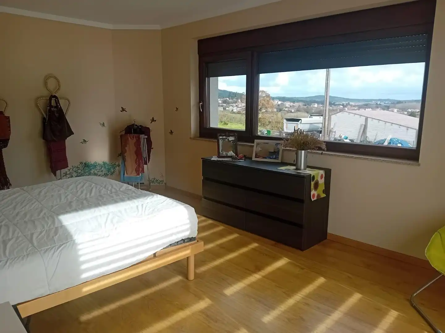 Habitación de Casa o chalet en venta en Carballo con Aire acondicionado, Calefacción y Jardín privado