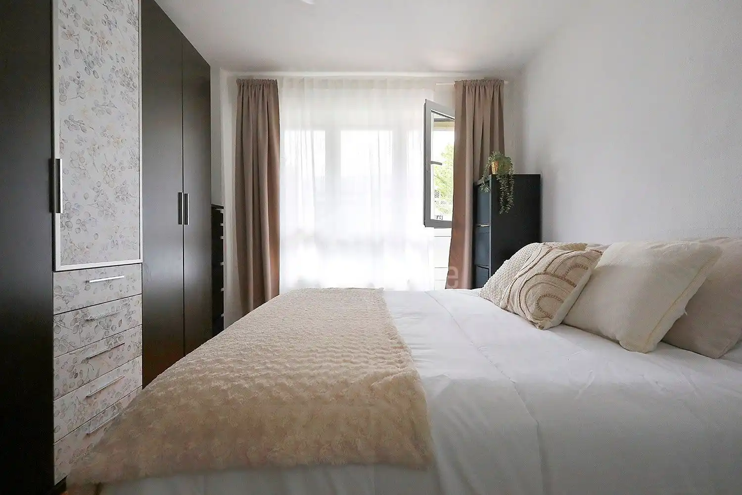 Bedroom of Flat for sale in Irun   with Heating