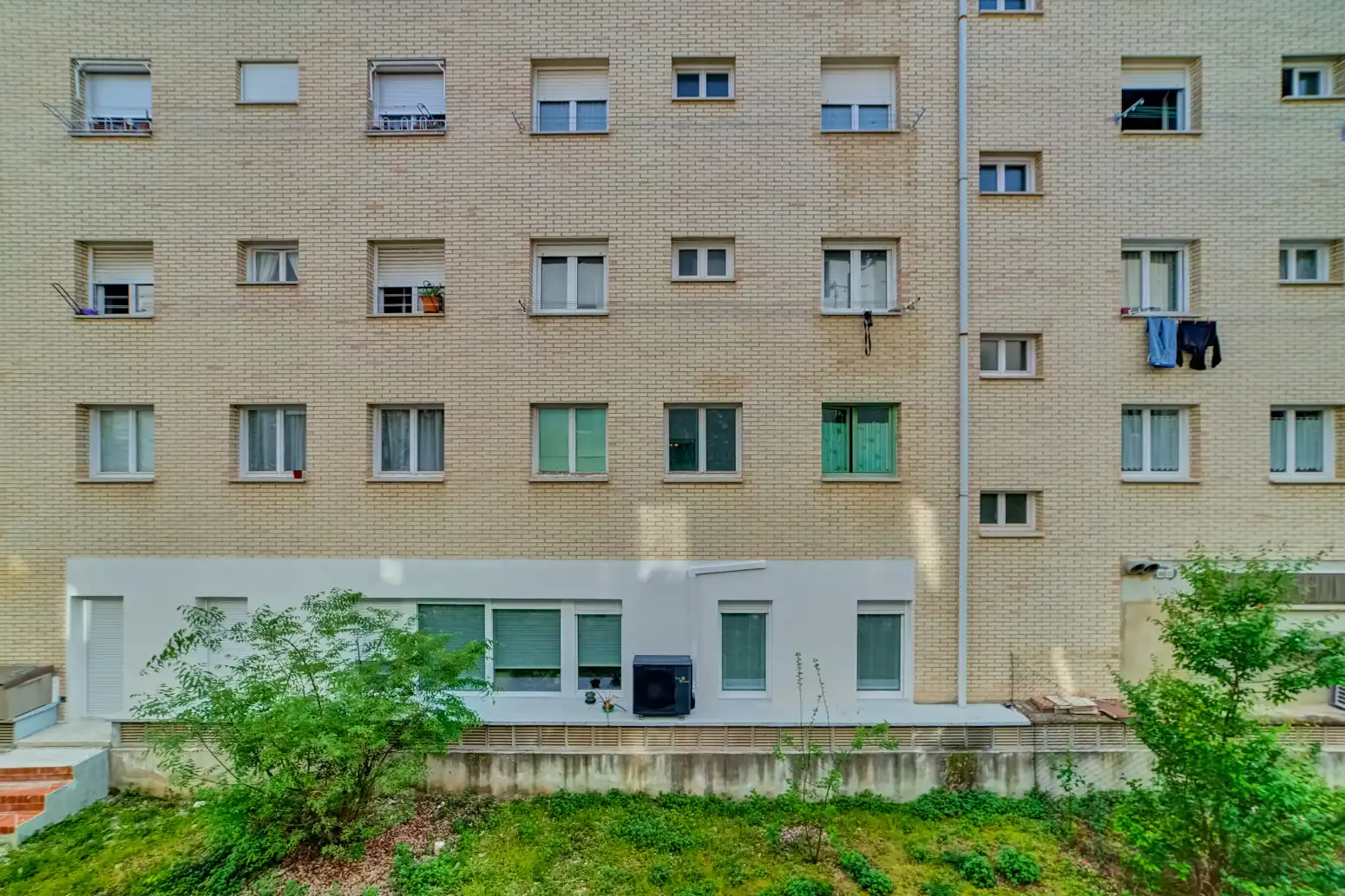 Vista exterior de Piso en venta en Burlada / Burlata con Calefacción, Parquet y Balcón