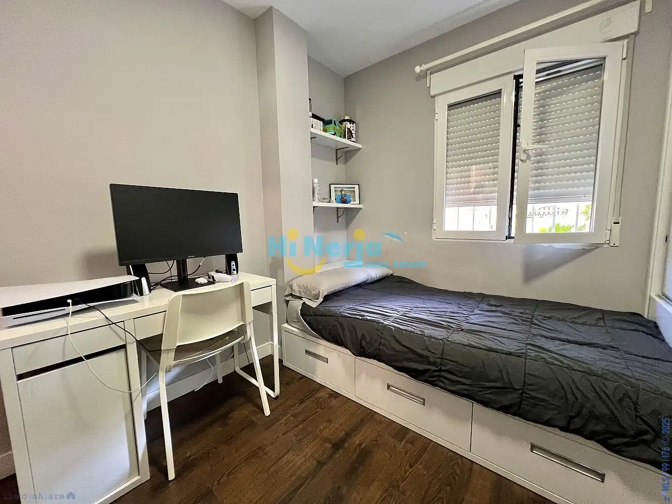 Apartamento con ascensor en venta en Torre del Mar, imagen 25