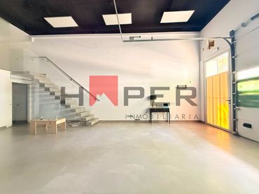 Local comercial en venda a Estruch - Eixample
